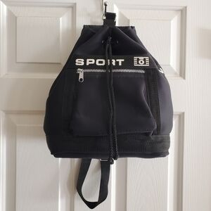 Del Mano Handbags Sport Backpack with Drawstring Closure